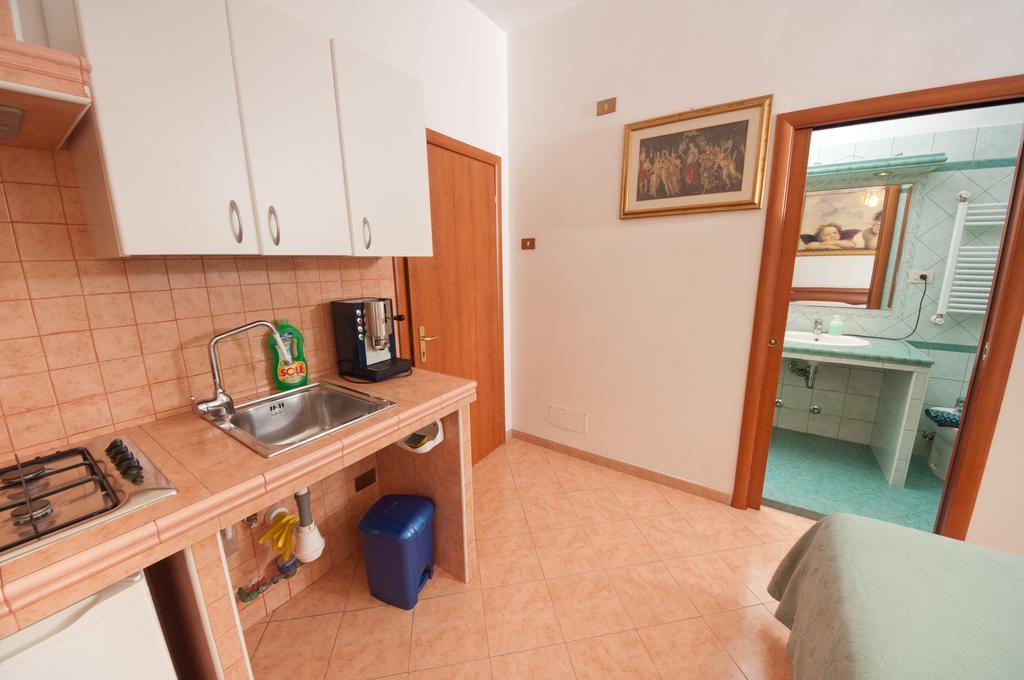Suites Oliveri Viale Marconi Roma Exterior foto