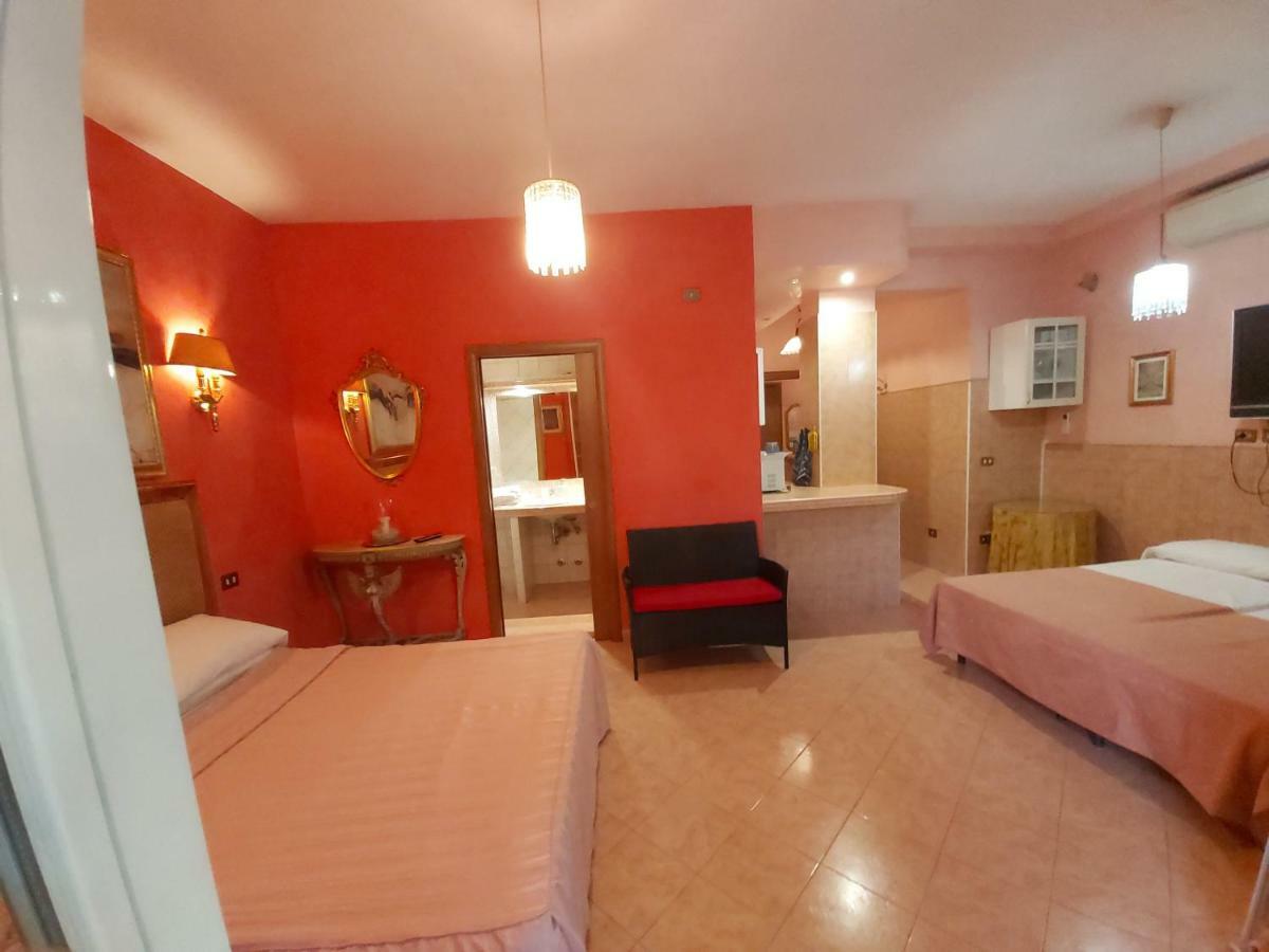 Suites Oliveri Viale Marconi Roma Exterior foto